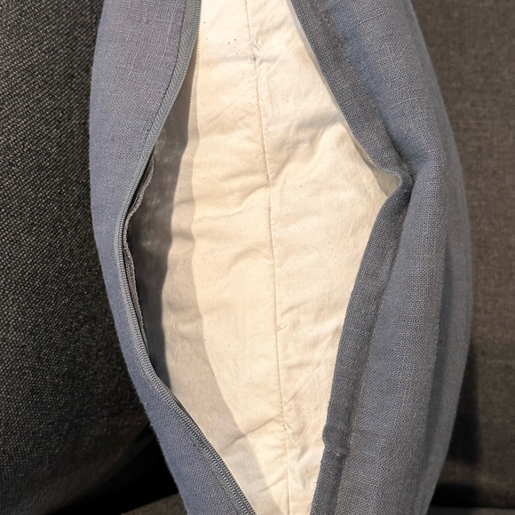 Blue LINEN pillow cover 18” square - Picture 3 of 3